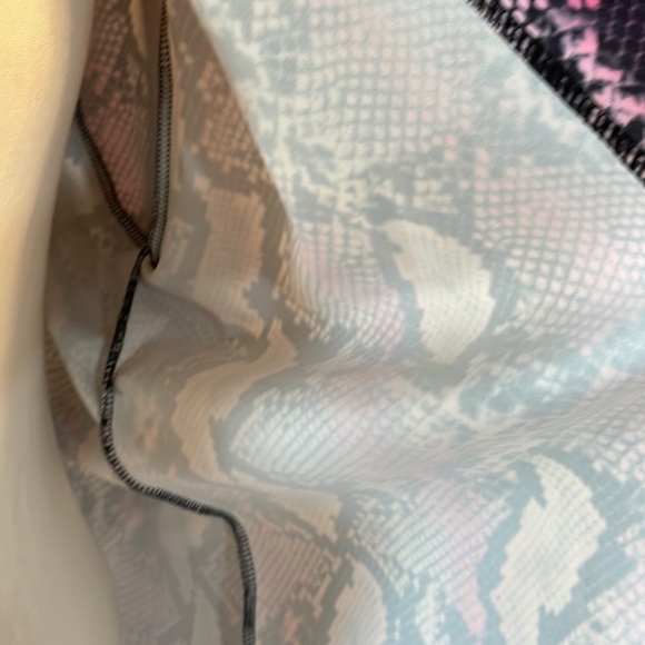 SIMPLY BE UK woman’s pink snakeskin pattern open front cardigan / stretch sz 26 - Picture 6 of 8